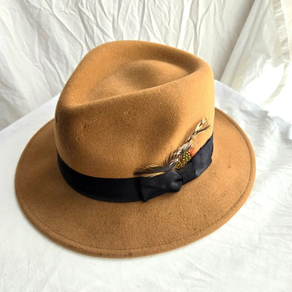 Broner Other - Broner Wool Hat with Feathers